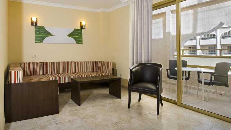 KN Columbus Aparthotel